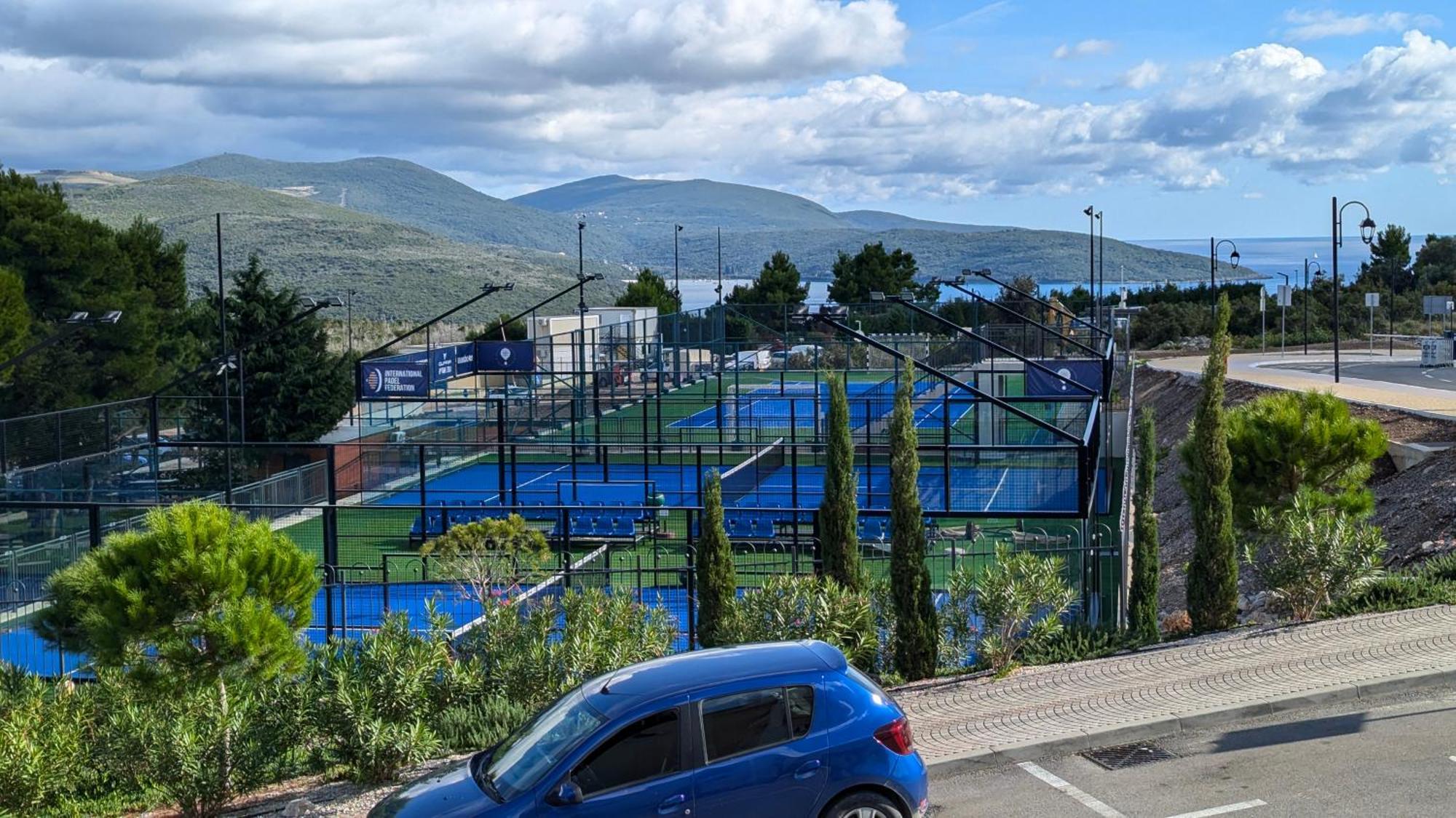 Lustica Apartments Central Tivat Exterior photo